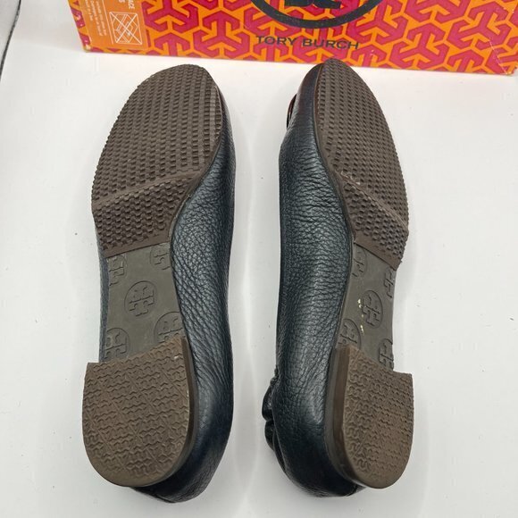 Tory Burch Reva Navy‎ Pewter Leather Ballet Flats with Metal Logo Size 6.5 - Picture 4 of 6